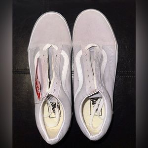 Vans Old Skool Shoe - BRAND NEW WITH TAG